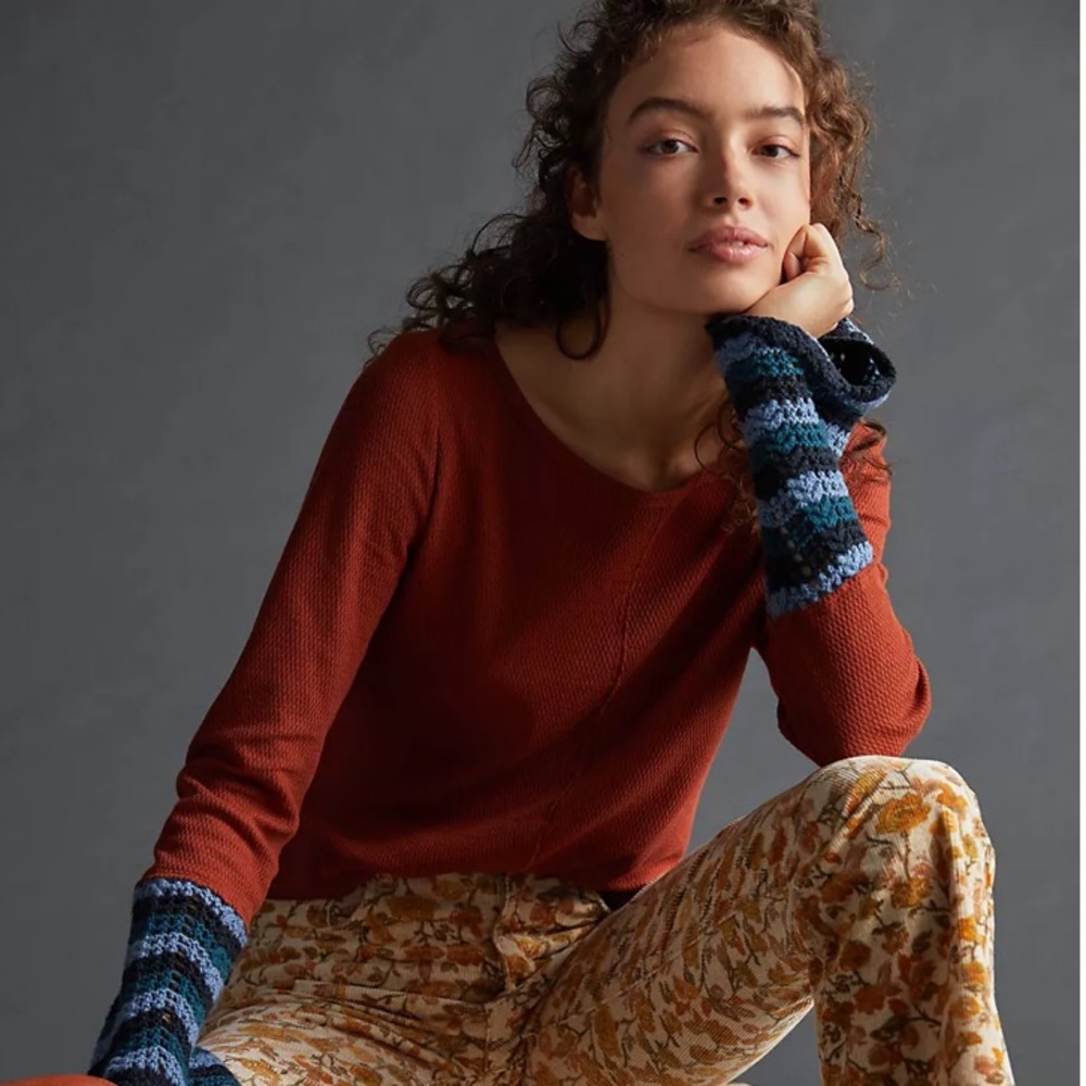 NWT Crochet Cuff Top